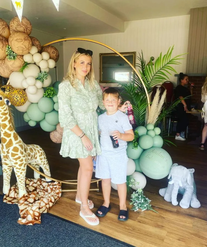 Nach Horror-Diagnose im Urlaub – 8-Jähriger tot