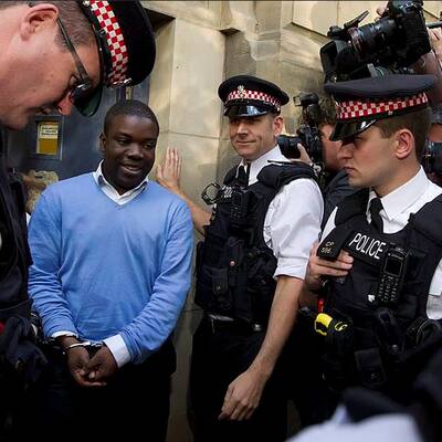 Kweku Adoboli wird dem U-Richter vorgeführt