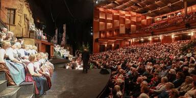 Das Salzburger Adventsingen begeistert die Besucher.