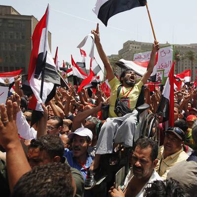 Demonstranten stürmten Zentrale von Muslimbruderschaft in Kairo