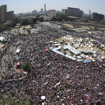 Demonstranten stürmten Zentrale von Muslimbruderschaft in Kairo