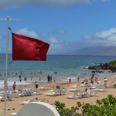 Monsterwellen am Strand