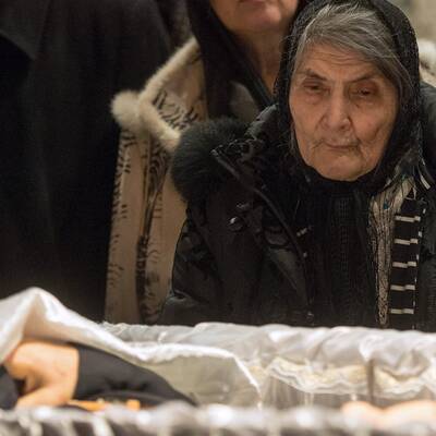 Tausende nehmen Abschied von ermordetem Kremlkritiker Nemzow