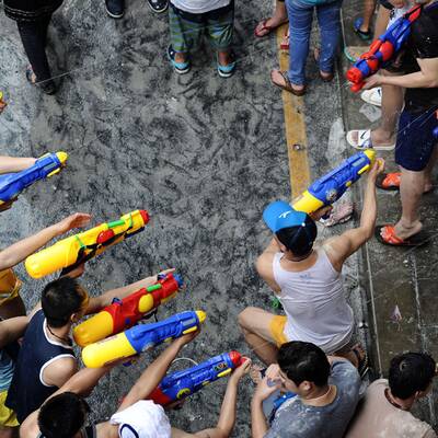 Riesen-Wasserschlacht in Bangkok