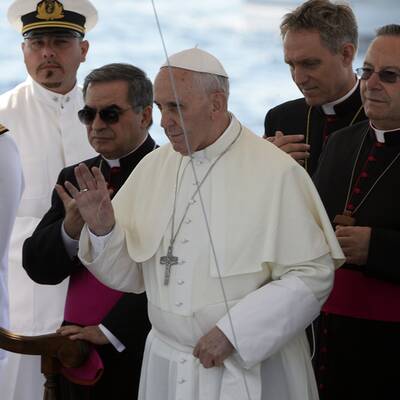 Papst besucht Flüchtlingsinsel Lampedusa