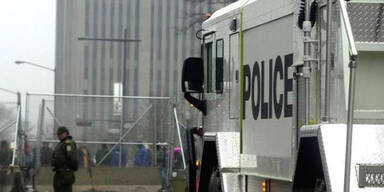 Filmreifer Ausbruch mit Hubschrauber