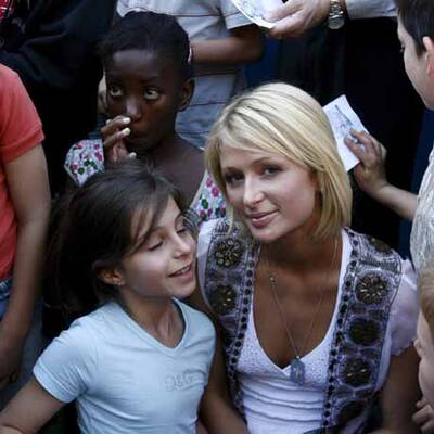 Paris Hilton auf Reisen