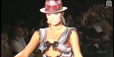 Agua Bendita - Bikinimodenschau