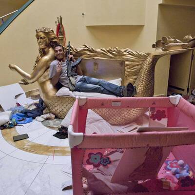 Rebellen erobern Aishas Luxus-Haus in Tripolis