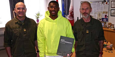 Alaba: Fußballstar bei Musterung in Tirol