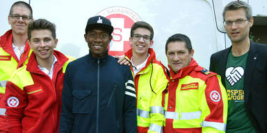 David Alaba besucht Wiener Flüchtlingshaus