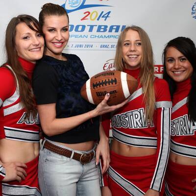 David Alaba beim American Football