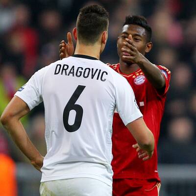 Alaba tröstet Dragovic