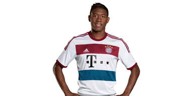 Alaba zeigt neues Bayern-Trikot