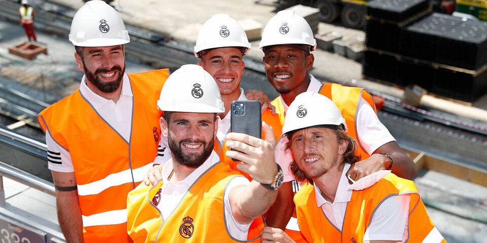 Alaba mit erstem Auftritt im Real-Stadion