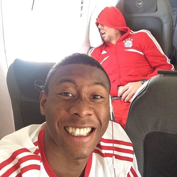 Alaba postet Foto von schlafendem Ribéry