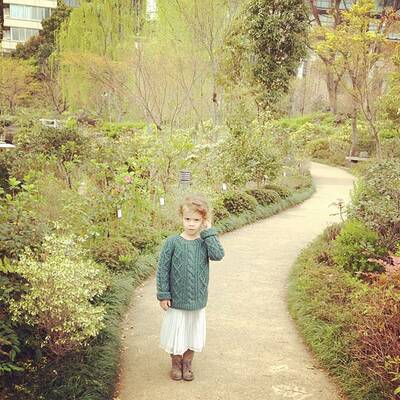 Jessica Alba mit Mann und Kindern in Tokyo