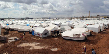 Fl&uuml;chtlingscamp &uuml;berschwemmt