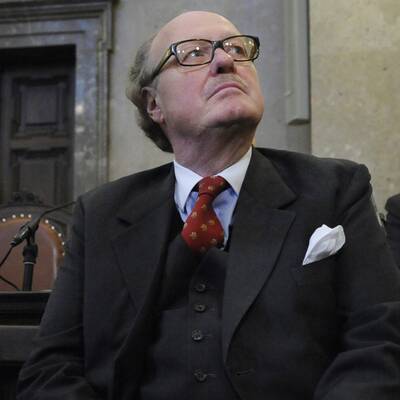  Alfons Mensdorff-Pouilly wird Geldwäsche vorgeworfen.