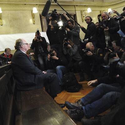  Alfons Mensdorff-Pouilly wird Geldwäsche vorgeworfen.