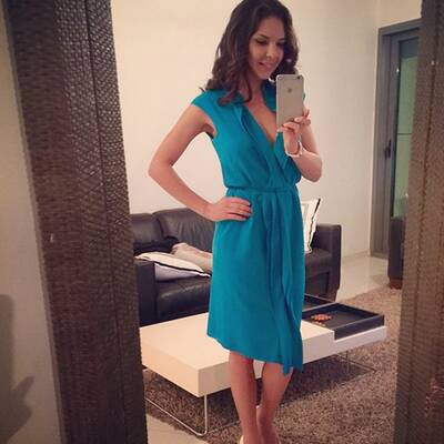 Alina Henessy bietet Russen-Star Sex für Tore