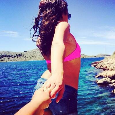 Alina Henessy bietet Russen-Star Sex für Tore