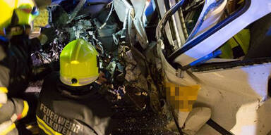 Alko-Lenker baut Horror-Crash 