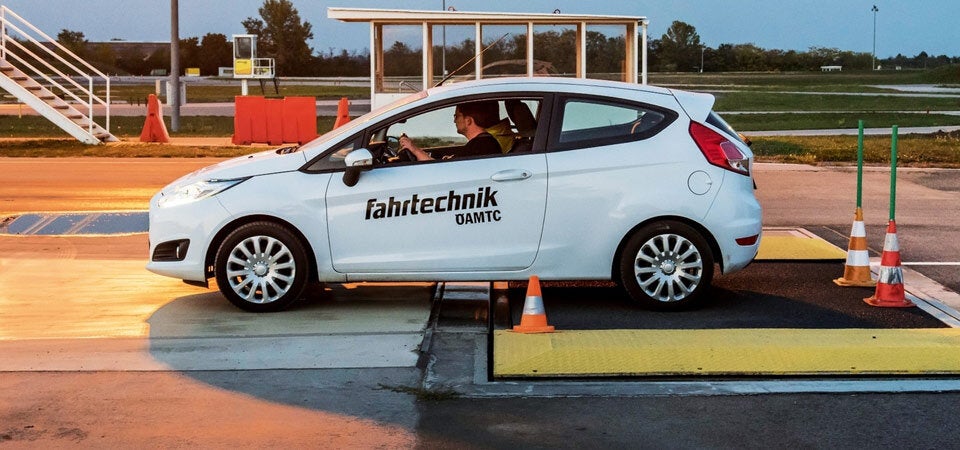 Fahrtest zeigt: So gefährlich ist Alkohol am Steuer