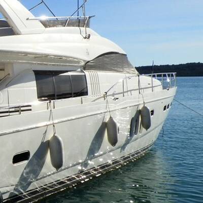 Motor Yacht Ferretti 630