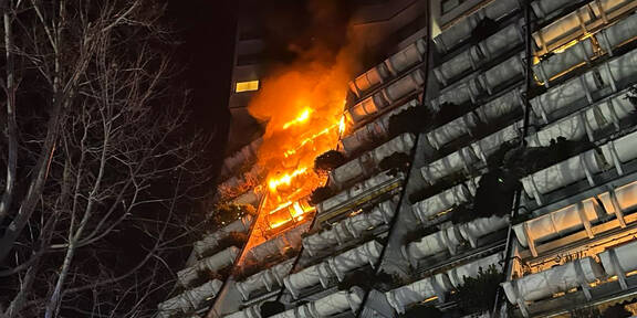 Balkone im Wohnpark Alterlaa brannten – eine Tote