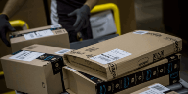 Paketdienste: Amazon &uuml;berholt DPD - Post AG muss Federn lassen
