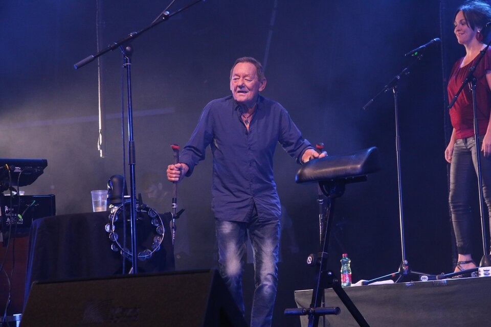 Ambros brachte die Stadthalle zum Beben