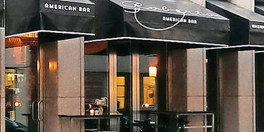 Betrunkenes Paar ging auf Polizisten los