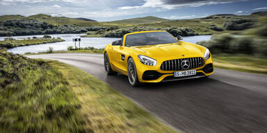 AMG greift mit dem GT S Roadster an