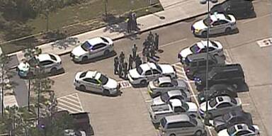 14 US-Studenten mit Stichwaffe verletzt