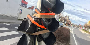 Pkw-Lenker (29) kracht mit 3,3 Promille in Ampel