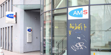 Arbeitslosigkeit steigt um 4.4 Prozent