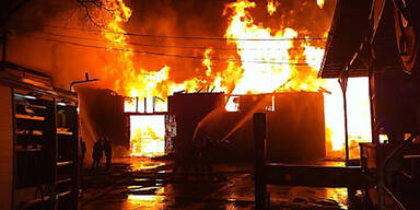 Großeinsatz: Sägewerk im Vollbrand