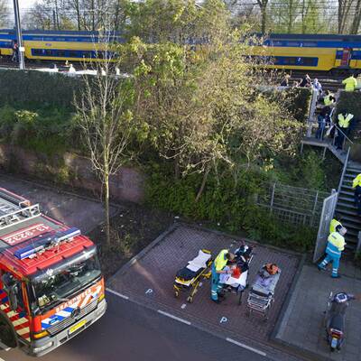 Zug-Zusammenstoß in Amsterdam: Bis zu 125 Verletzte
