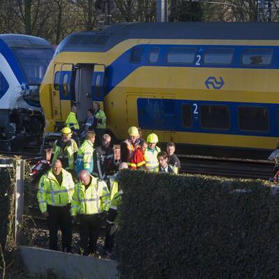 Zug-Zusammenstoß in Amsterdam: Bis zu 125 Verletzte