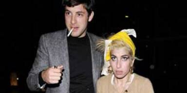 amy winehouse mark ronsoun