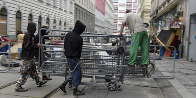 Räumung: Straßenschlacht um Punker-Haus