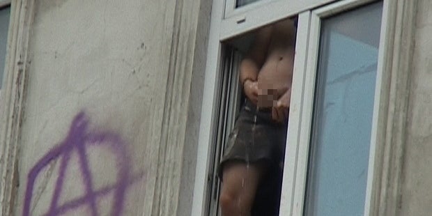 Räumung: Straßenschlacht um Punker-Haus