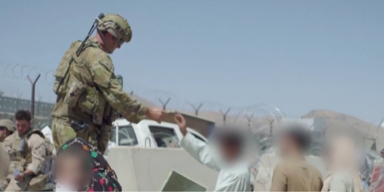 andrang flughafen kabul.PNG