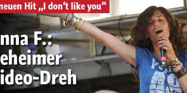 Anna F. rockt von der Stadt bis zur Alm