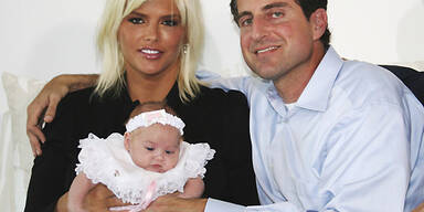 anna_nicole_smith_baby_ap