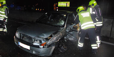 Alko-Geisterfahrer rammt Pkw auf der A1
