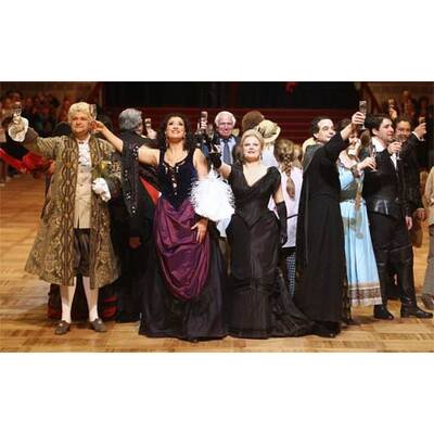 Die ersten Bilder aus der Oper