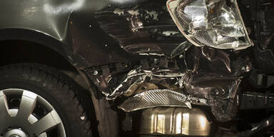 Massen-Crash im Nebel: Acht Tote 