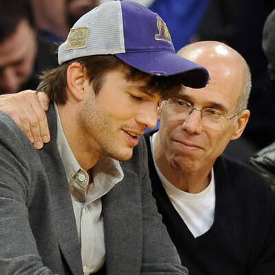 Wer ist bloß diese Blondine? 